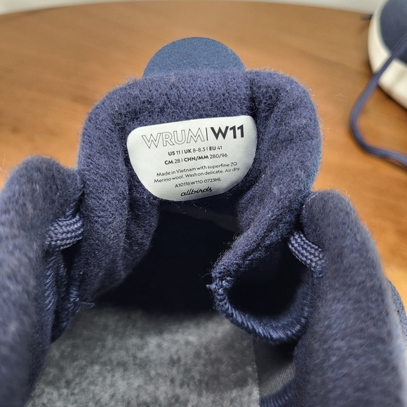 AllBirds Women's Blue Wool Runner-up Mizzles Water Repellent Shoes Size 11 - Picture 7 of 9